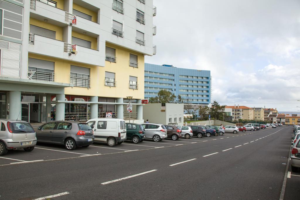Apartment T3 In Downtown With Sea View ポンタ・デルガダ 部屋 写真